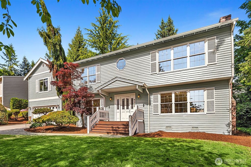 Photo of 6220 146th Place SE, Bellevue, WA 98006 (MLS # 2403931)