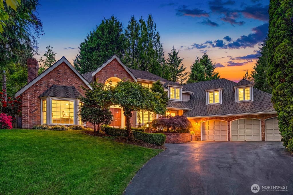 Photo of 19862 NE 126th Place, Woodinville, WA 98077 (MLS # 2541211)