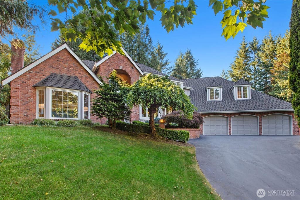 Photo of 19862 NE 126th Place, Woodinville, WA 98077 (MLS # 2541211)