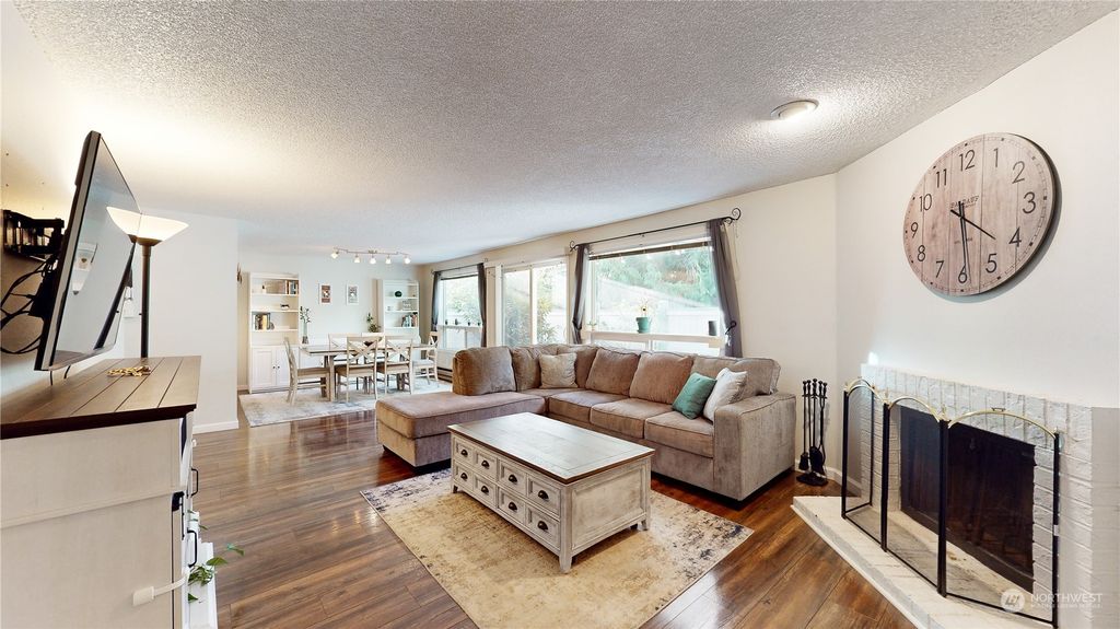 Photo of 1718 SW 318th Place #42B, Federal Way, WA 98023 (MLS # 2175148)