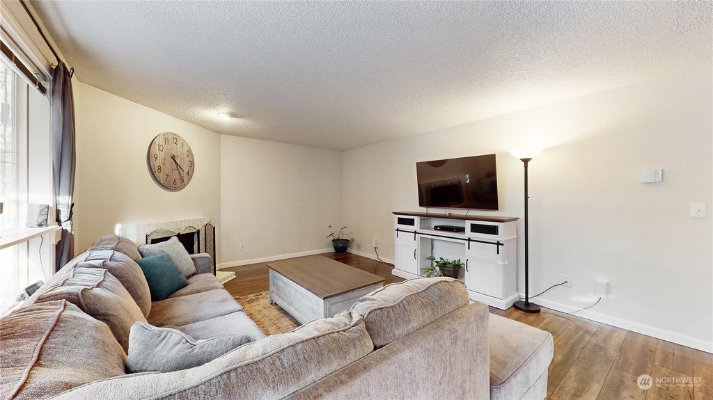 Photo of 1718 SW 318th Place #42B, Federal Way, WA 98023 (MLS # 2175148)