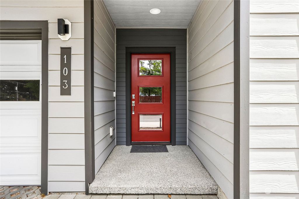 Photo of 6837 NE 170th Street #103, Kenmore, WA 98028 (MLS # 2234093)