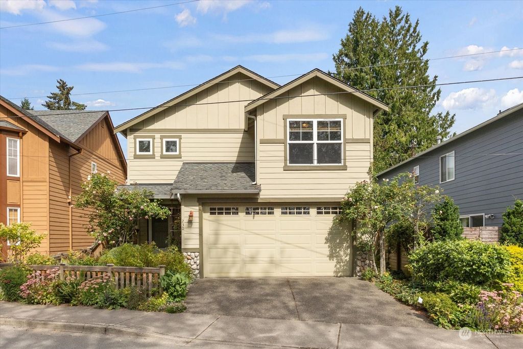 Photo of 230 NW Holly Street, Issaquah, WA 98027 (MLS # 2158515)