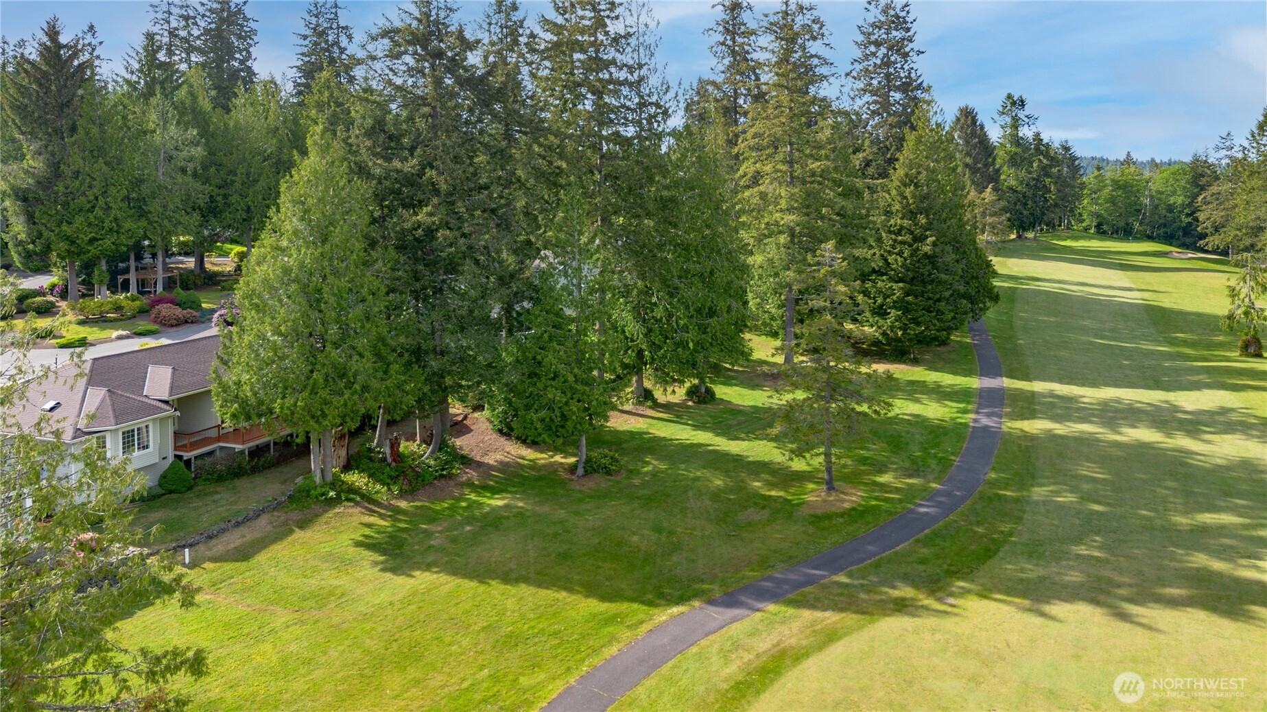 211 Greenview Lane