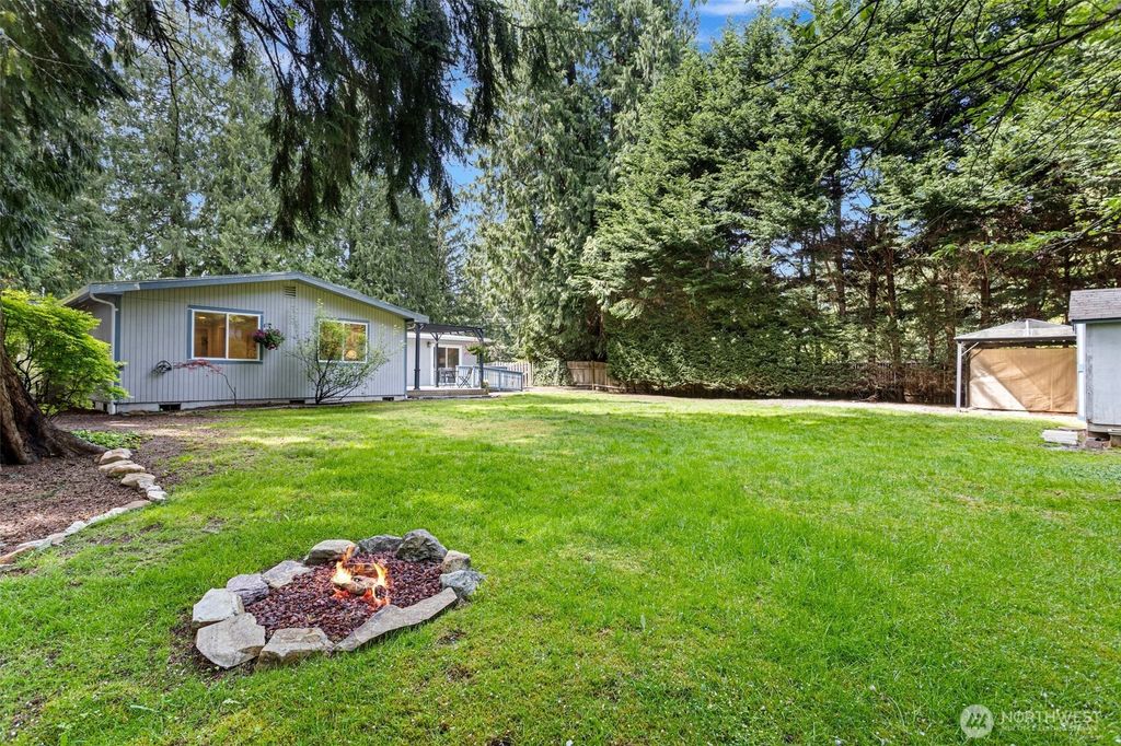 Photo of 23321 35th Avenue W, Brier, WA 98036 (MLS # 2366436)