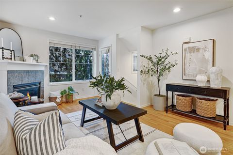 Photo of 12017 32nd Avenue NE #B, Seattle, WA 98125 (MLS # 2470348)