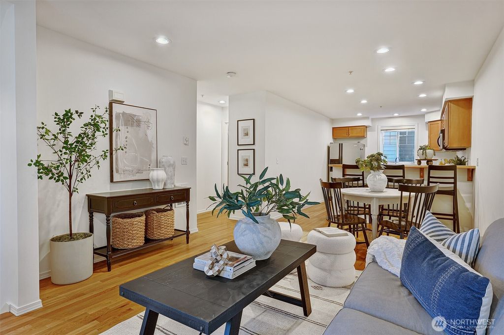 Photo of 12017 32nd Avenue NE #B, Seattle, WA 98125 (MLS # 2470348)