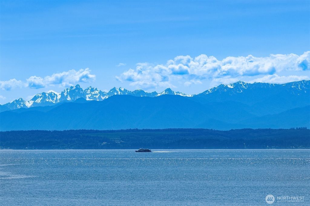 Photo of 5608 Tara Drive, Freeland, WA 98249 (MLS # 2480031)