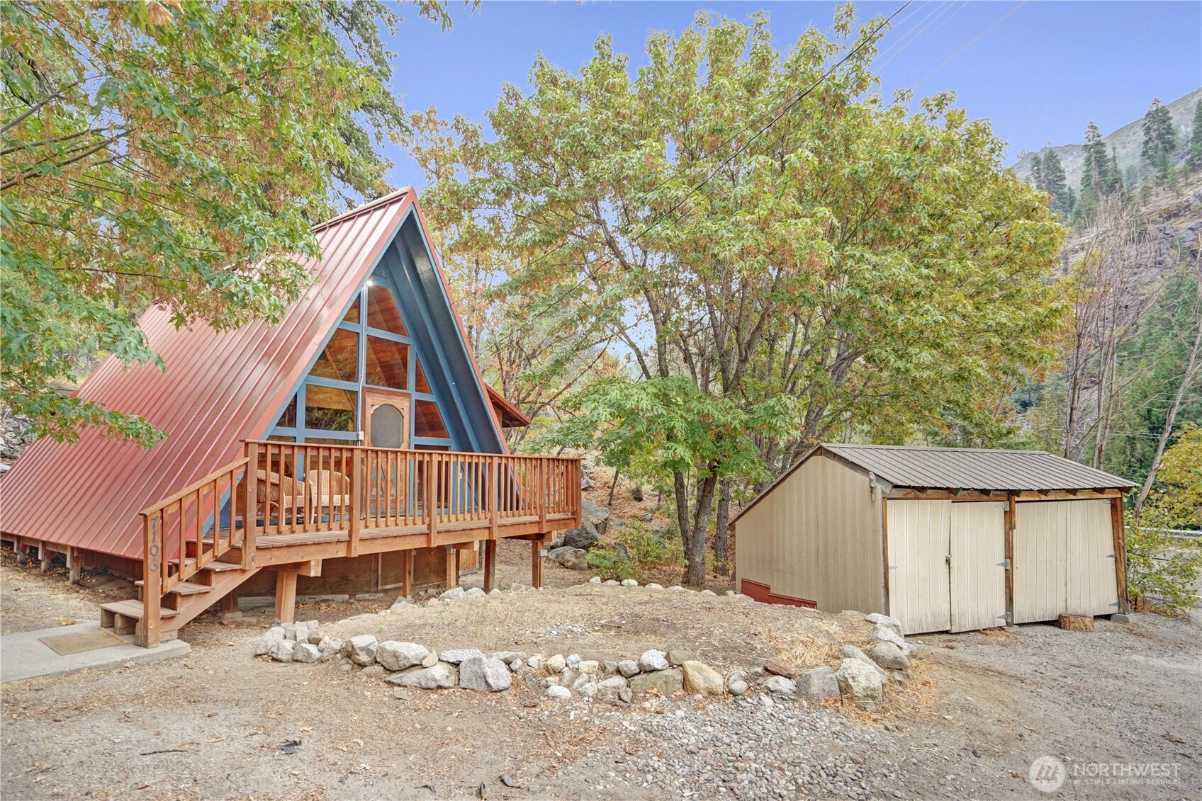 Leavenworth, Washington 98826, United States, 1 Bedroom Bedrooms, ,1 BathroomBathrooms,Residential,Pending,199544