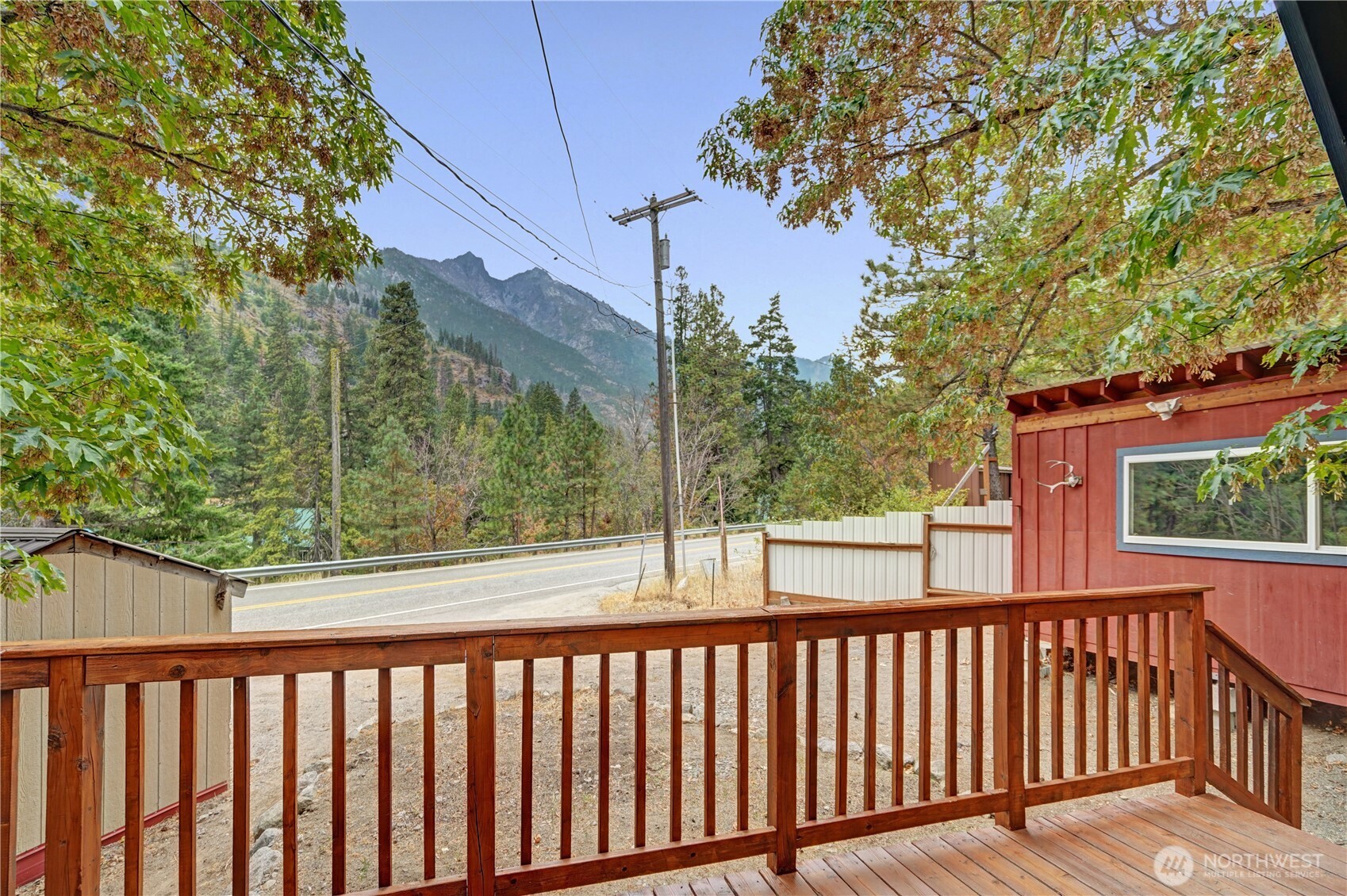 Leavenworth, Washington 98826, United States, 1 Bedroom Bedrooms, ,1 BathroomBathrooms,Residential,Pending,199544