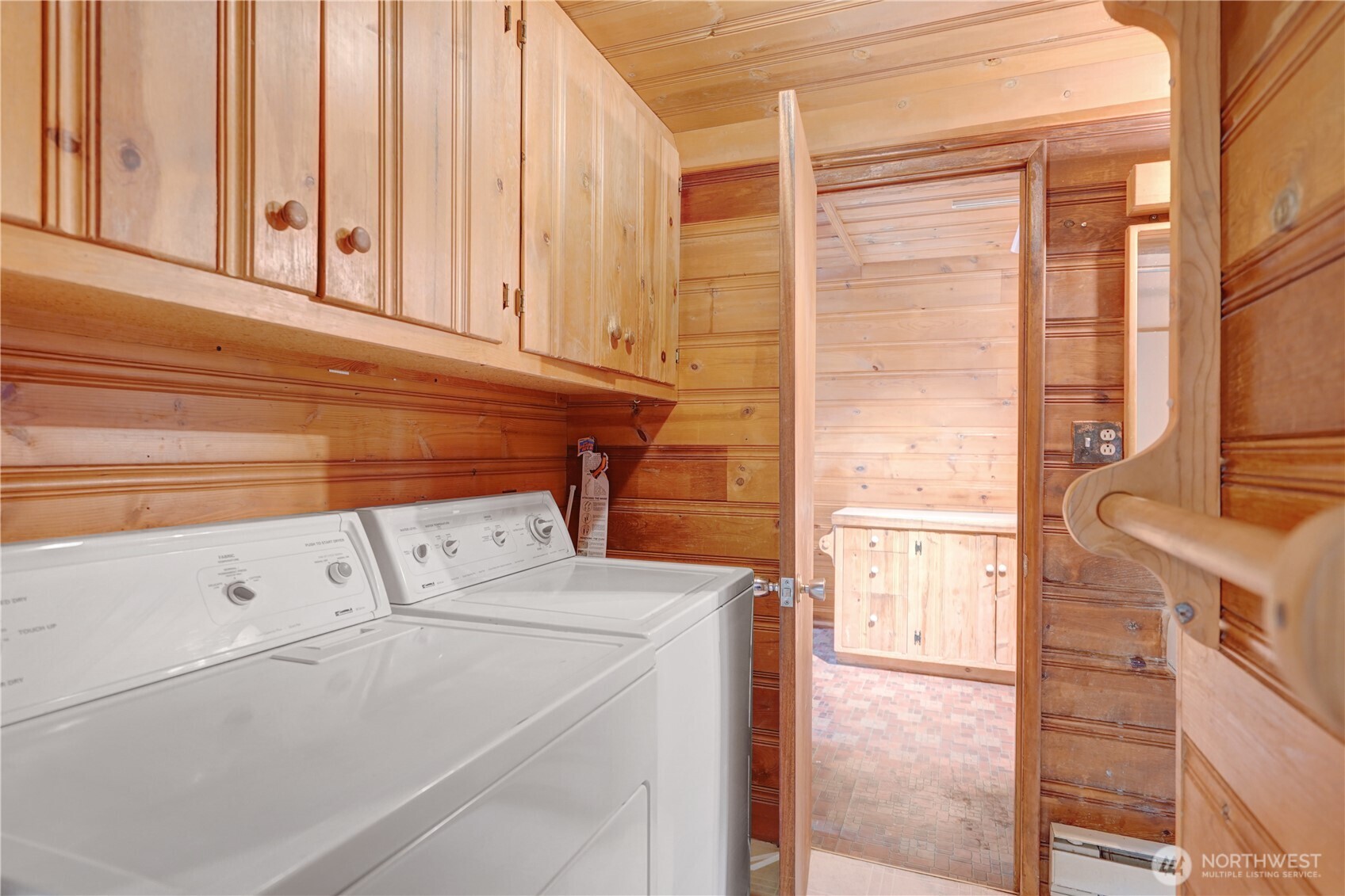 Leavenworth, Washington 98826, United States, 1 Bedroom Bedrooms, ,1 BathroomBathrooms,Residential,Pending,199544