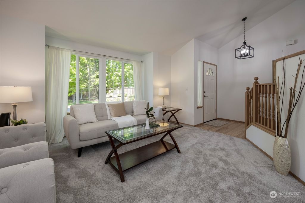 Photo of 14439 SE 185th Place, Renton, WA 98058 (MLS # 2066651)