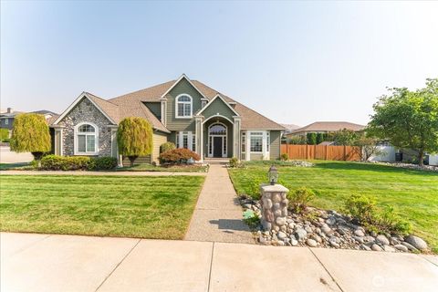 Photo of 1653 Holly Lane, East Wenatchee, WA 98802 (MLS # 2436571)