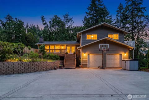 Photo of 10982 SE View Place S, Port Orchard, WA 98367 (MLS # 2535126)