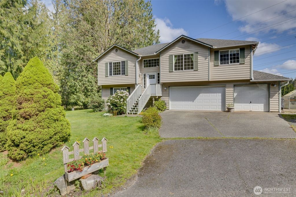 Photo of 18611 92nd Street SE, Snohomish, WA 98290 (MLS # 2363825)