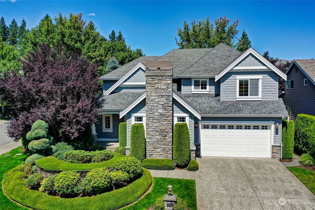Photo of 27504 SE 28th Court, Sammamish, WA 98075 (MLS # 2140519)