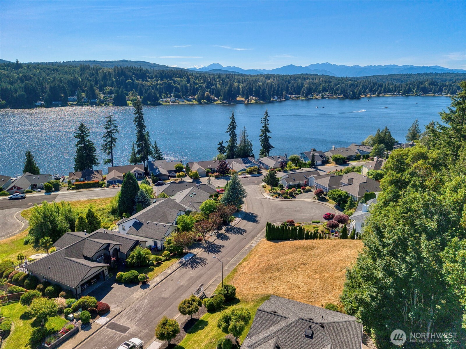 6044 Sandpiper Court