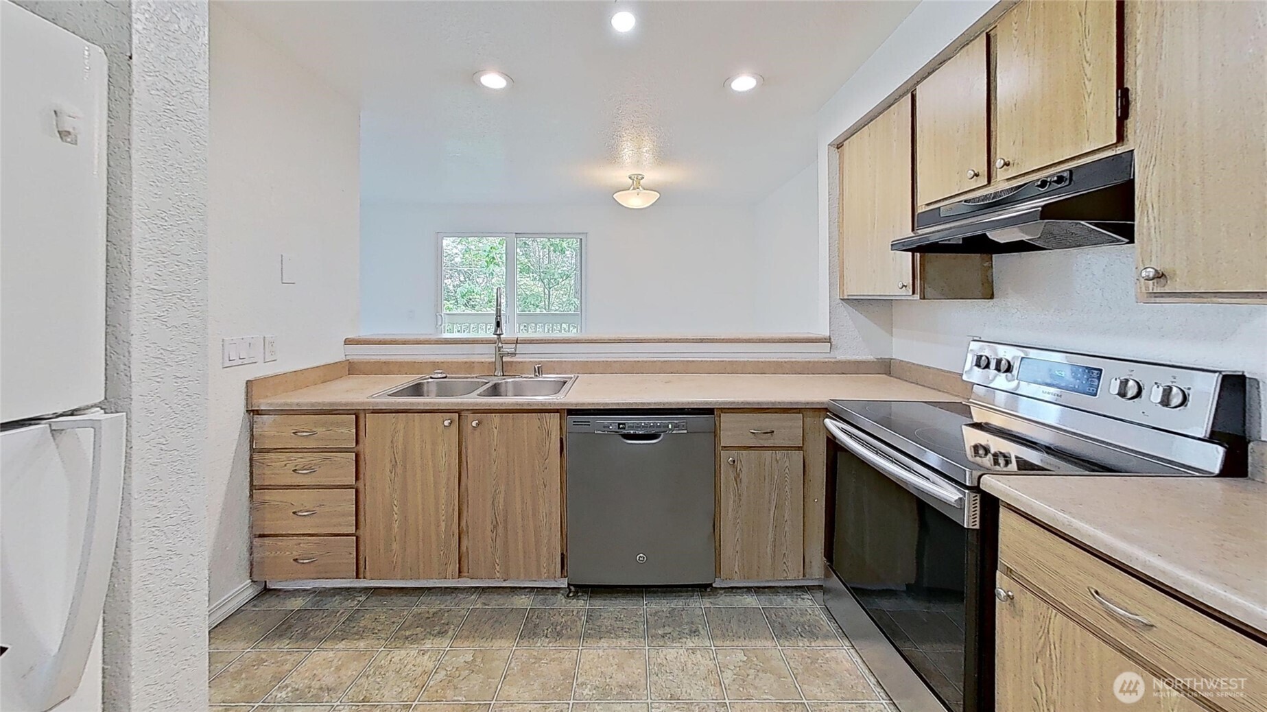 1700 W Sunn Fjord Lane L101