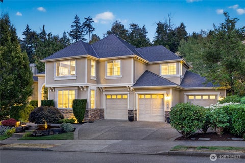 Photo of 1760 30th Avenue NE, Issaquah, WA 98029 (MLS # 2569249)