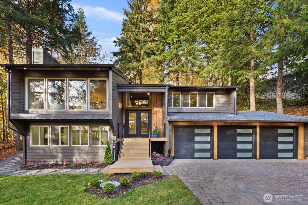 Photo of 25510 SE 159 Street, Issaquah, WA 98027 (MLS # 2578364)
