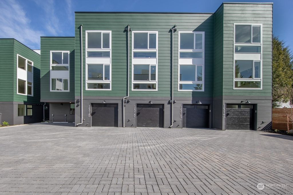 Photo of 12314 14th Avenue NE #A, Seattle, WA 98125 (MLS # 2239532)