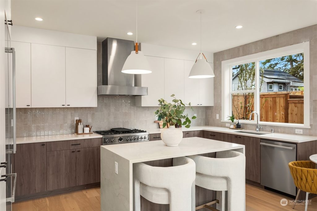 Photo of 7000 Ravenna Avenue NE, Seattle, WA 98115 (MLS # 2245747)