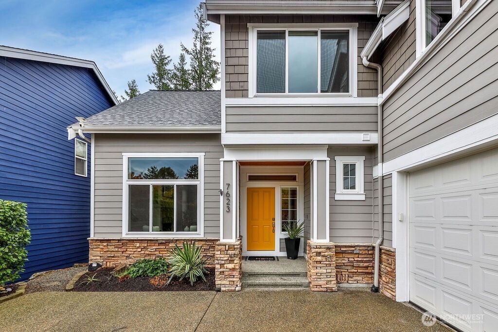 Photo of 7623 Dogwood Lane SE, Snoqualmie, WA 98065 (MLS # 2439234)