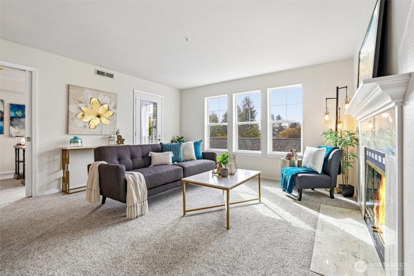 3935 226TH PL SE APT 207, ISSAQUAH, WA 98029 - Image bdeac17bc2bde4e562b9d4cb4eb7f264/2506007087
