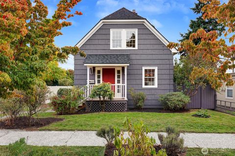 Photo of 659 NW 54th Street, Seattle, WA 98107 (MLS # 2437858)