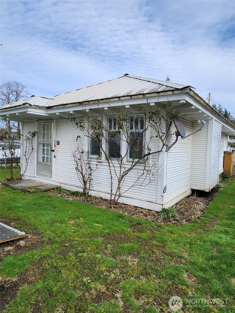 207 NW Fir Street, Winlock, WA 98596 - MLS#: 2336298