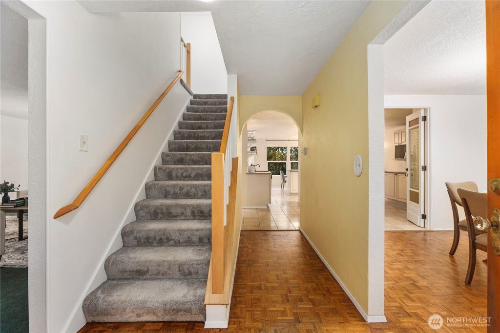 Photo of 19101 181st Avenue NE, Woodinville, WA 98077 (MLS # 2347965)