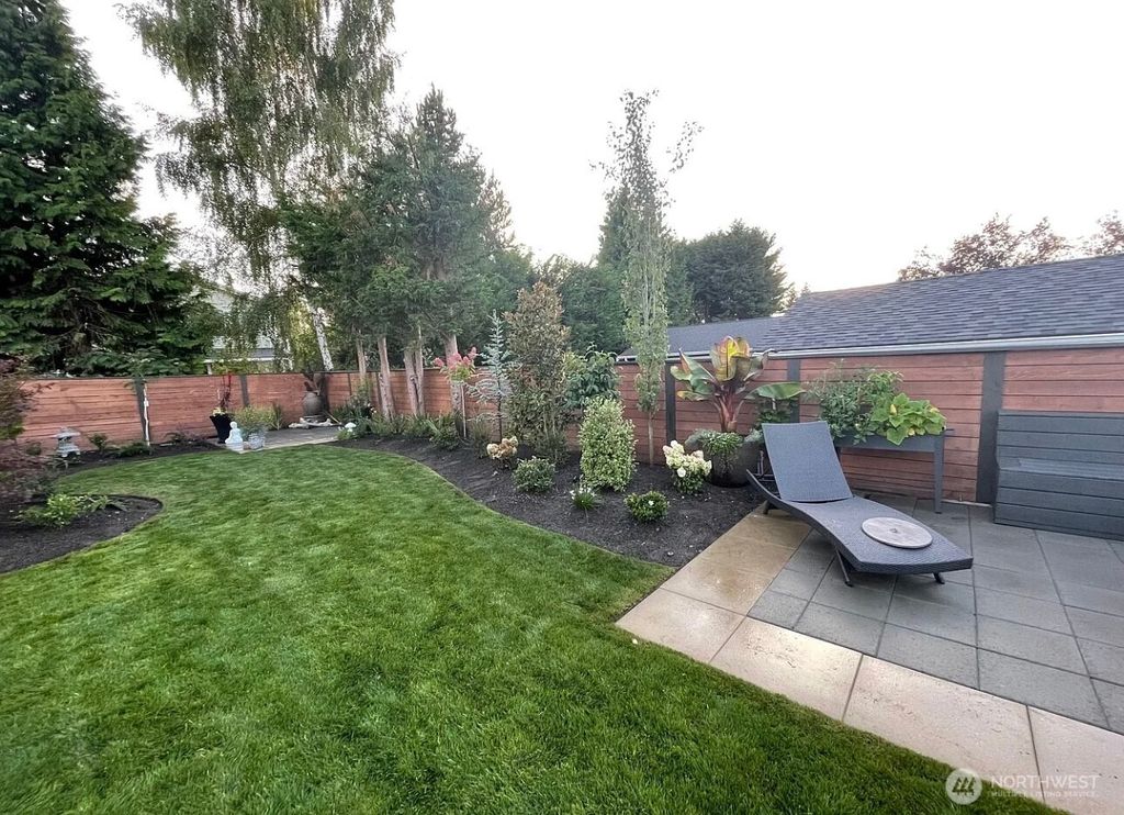 Photo of 1819 7th Street W, Kirkland, WA 98033 (MLS # 2506211)