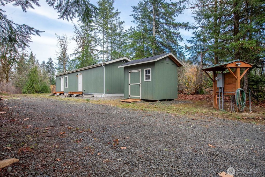 Photo of 70 SE Carpenter Drive, Shelton, WA 98584 (MLS # 2458263)