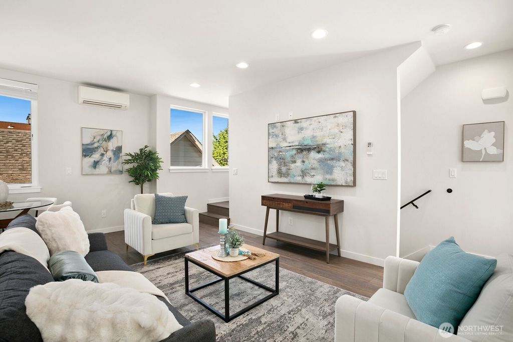 Photo of 1523 B 17th Avenue S, Seattle, WA 98144 (MLS # 2527858)