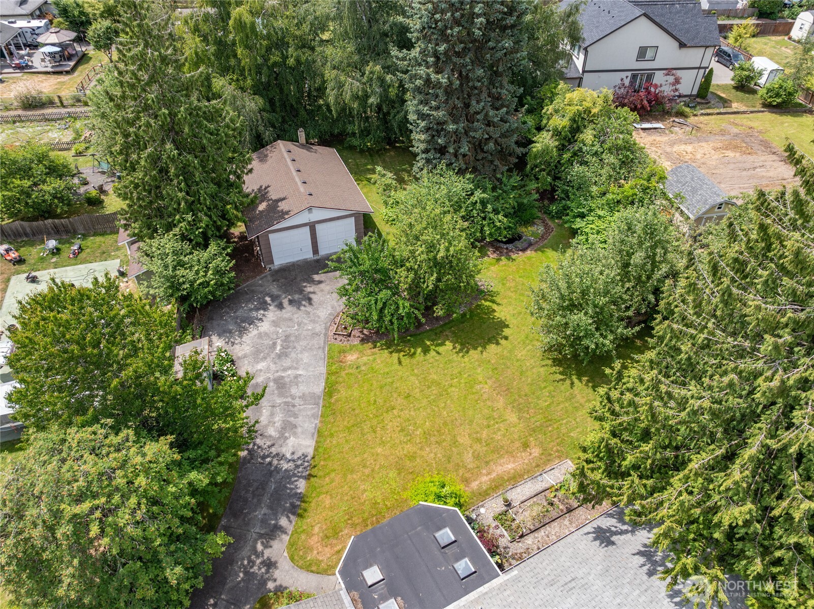 2610 David Ct E