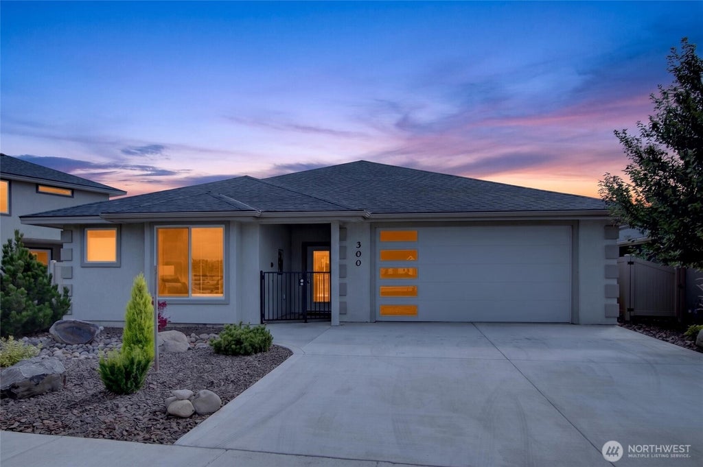 Photo of 300 E Chinook RD, Ellensburg, WA 98926 (MLS # 2583709)