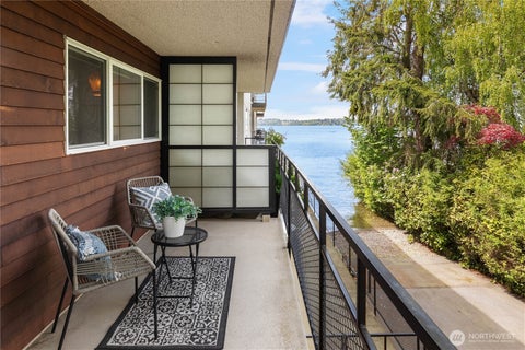 Photo of 6201 Lake Washington Boulevard NE #208, Kirkland, WA 98033 (MLS # 2558906)