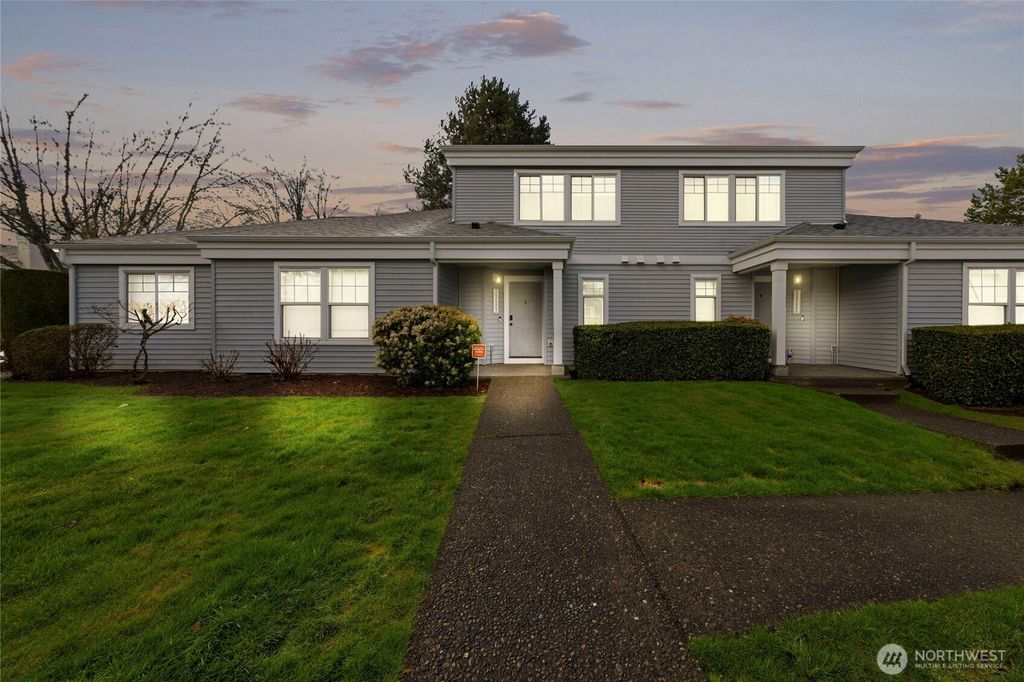 Photo of 23627 55th pl Pl S, Kent, WA 98032 (MLS # 2341147)