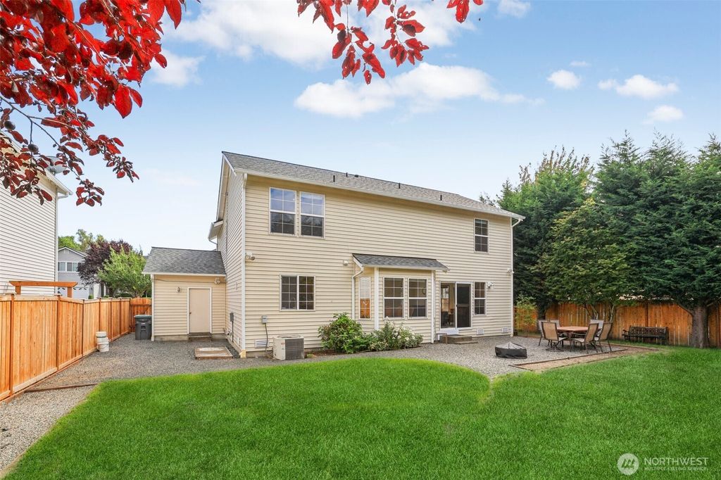 Photo of 23404 SE 261st Court, Maple Valley, WA 98038 (MLS # 2423577)