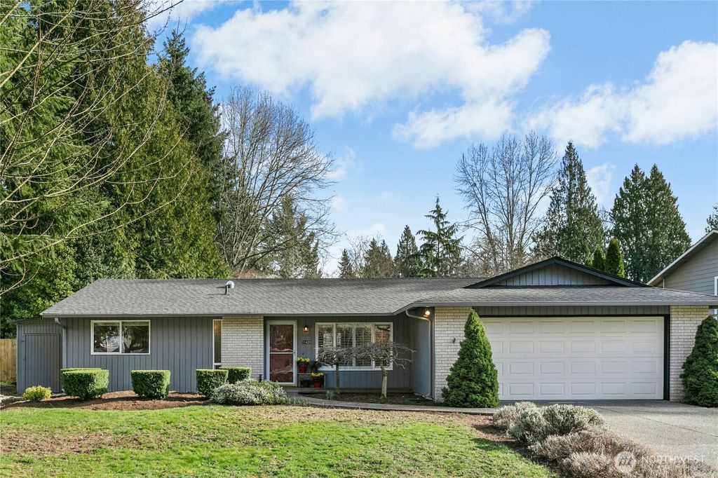 Photo of 11420 110th Avenue NE, Kirkland, WA 98033 (MLS # 2477096)