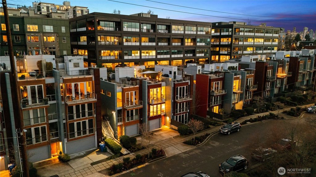 Photo of 2832 Fairview Avenue E, Seattle, WA 98102 (MLS # 2492860)