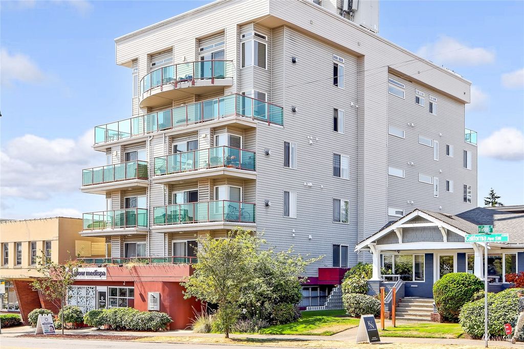 Photo of 4409 California Avenue SW #203, Seattle, WA 98116 (MLS # 1990854)