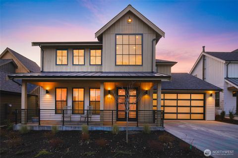 Photo of 204 Pebblebrook Drive, Lynden, WA 98264 (MLS # 2456779)