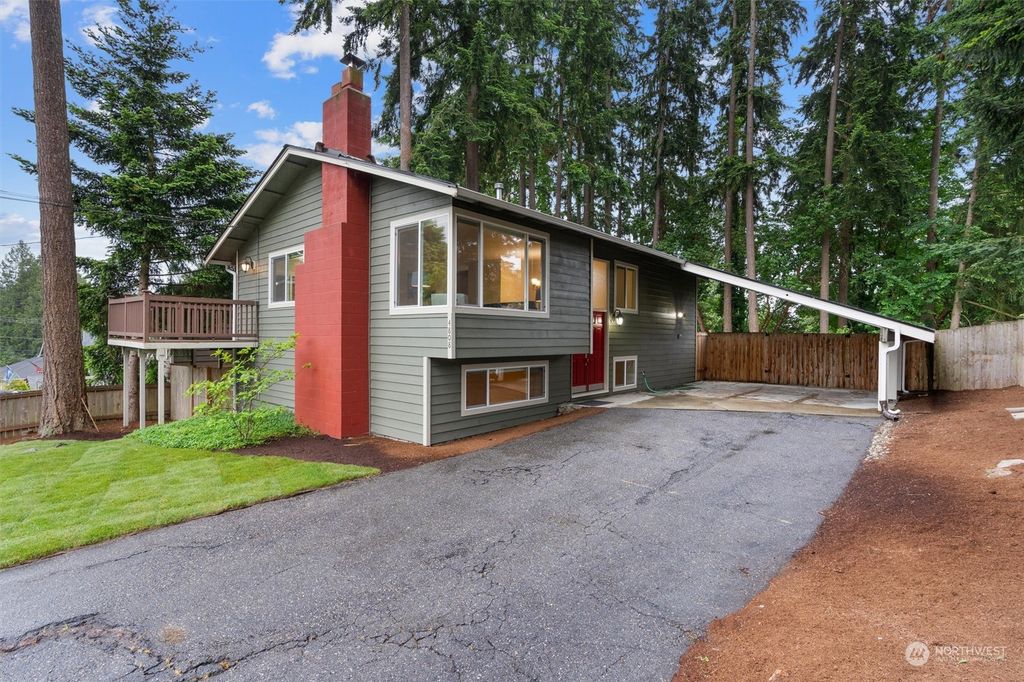 Photo of 4808 240th Street SW, Mountlake Terrace, WA 98043 (MLS # 2126468)