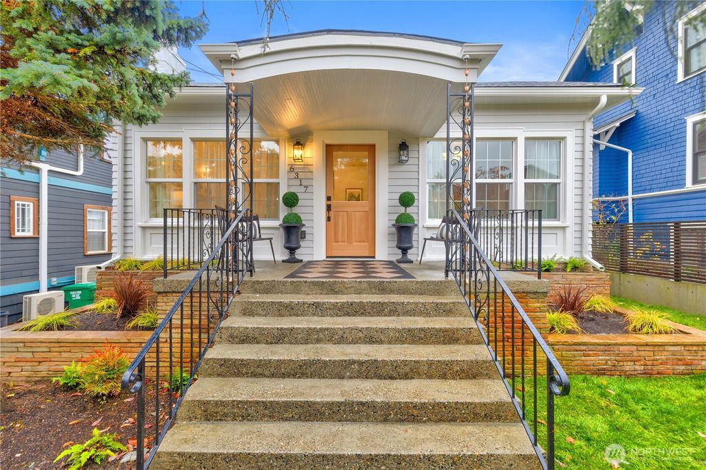 Photo of 6317 14th Avenue NE, Seattle, WA 98115 (MLS # 2453421)