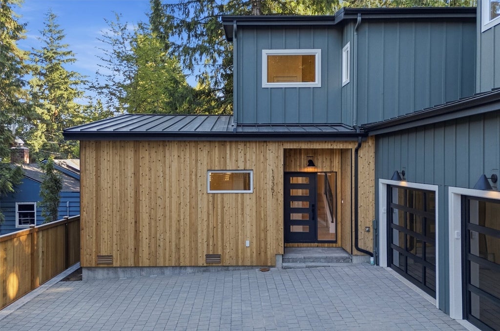 Photo of 13351 25th Avenue NE, Seattle, WA 98125 (MLS # 2598046)