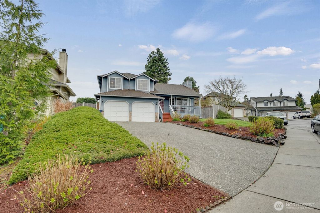 Photo of 20116 37th Avenue W, Lynnwood, WA 98036 (MLS # 2353145)