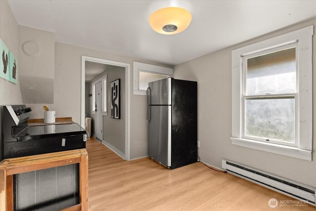 listing image 9360816514879913969
