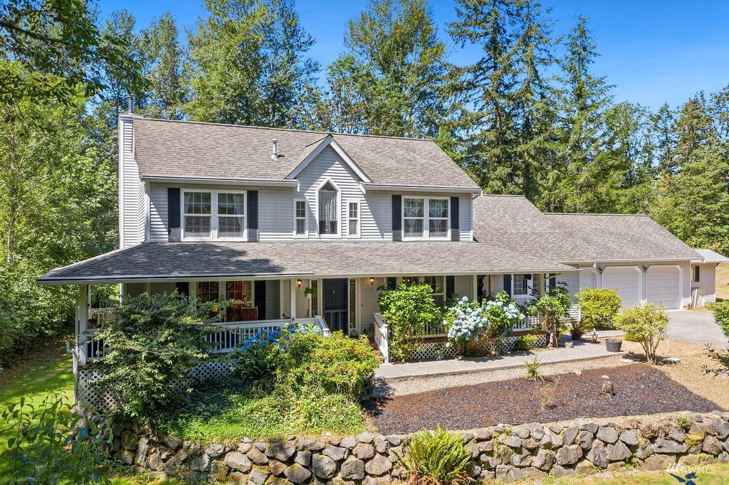 Photo of 22115 SE 302nd Place, Black Diamond, WA 98010 (MLS # 1979440)