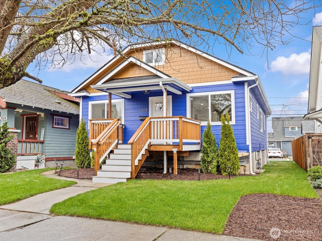 Photo of 1008 N Steele Street, Tacoma, WA 98406 (MLS # 2467131)